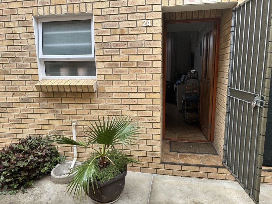 1 Bedroom Property for Sale in Windsor Park Eastern Cape